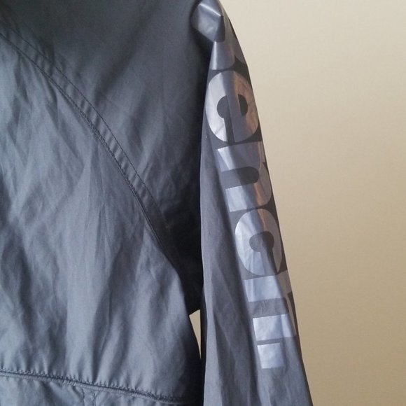 Bench Rain Jacket in Dark  Blue with hood - Picture 8 of 8